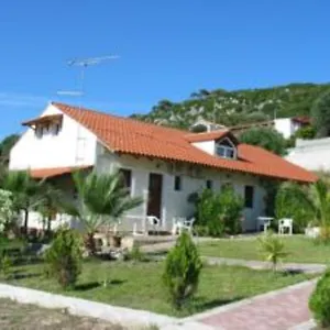 Summer Garden αpartments&studios Αργοστόλι