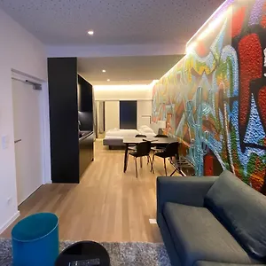 Blackhome I Contactless Check-in 4* Štýrský Hradec