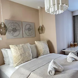 1st Apartamento