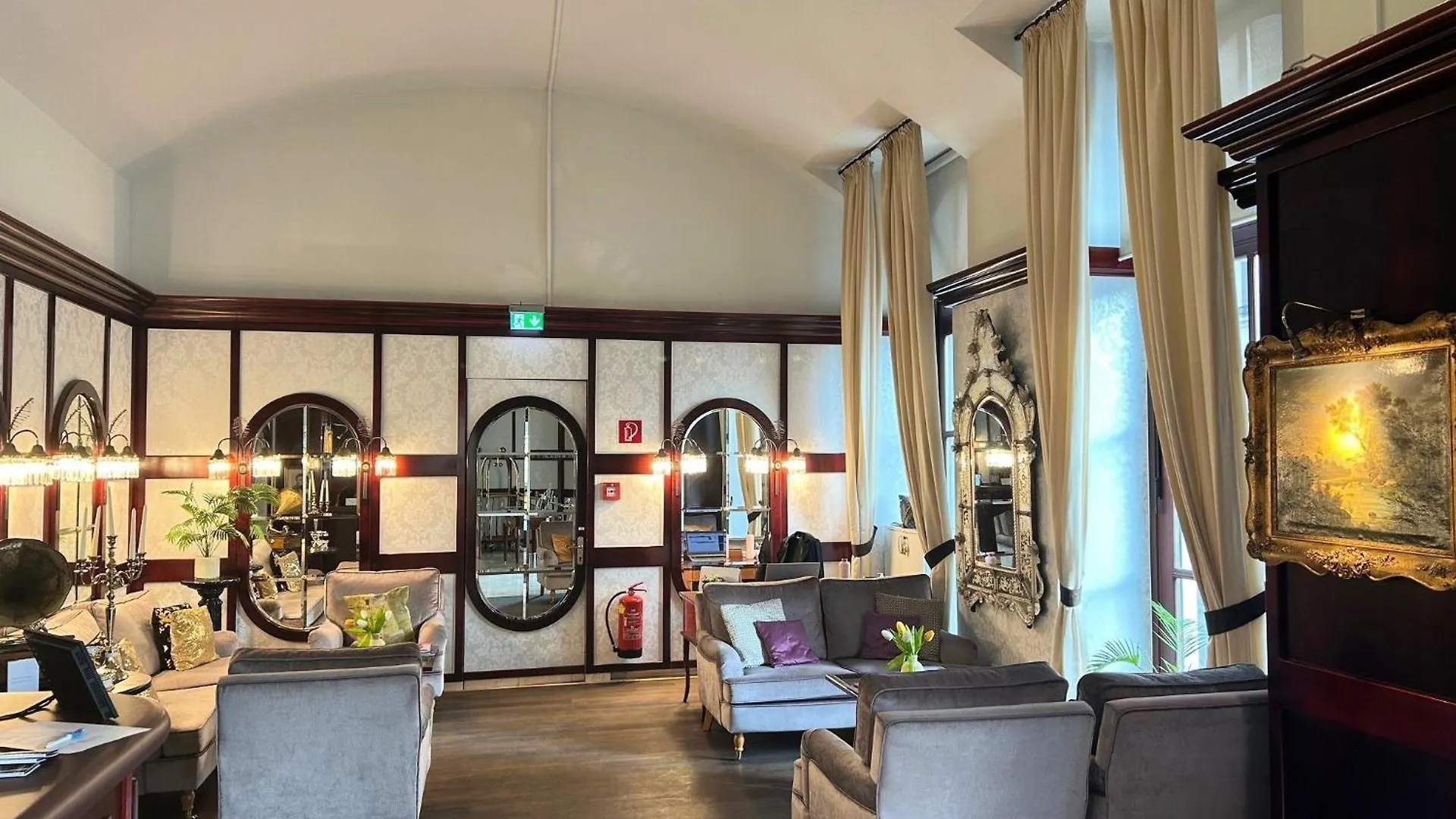 Hotel Am Schubertring Vídeň 4*,